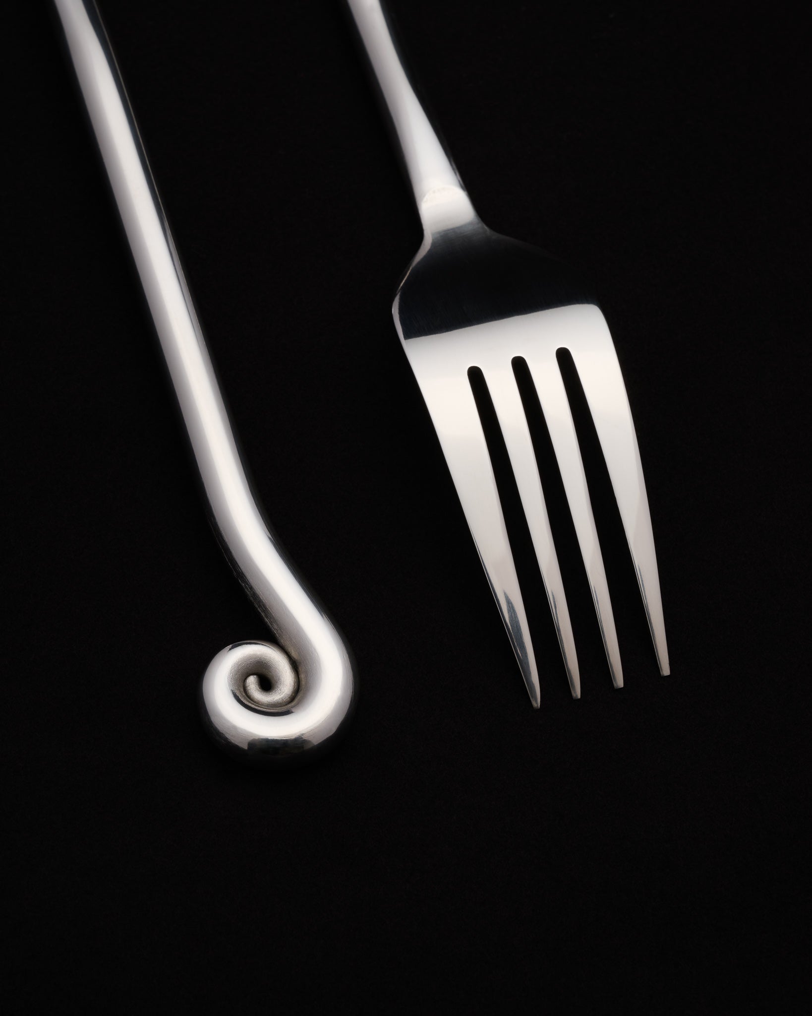 upward spiral 5-piece flatware set - lazy jamie -